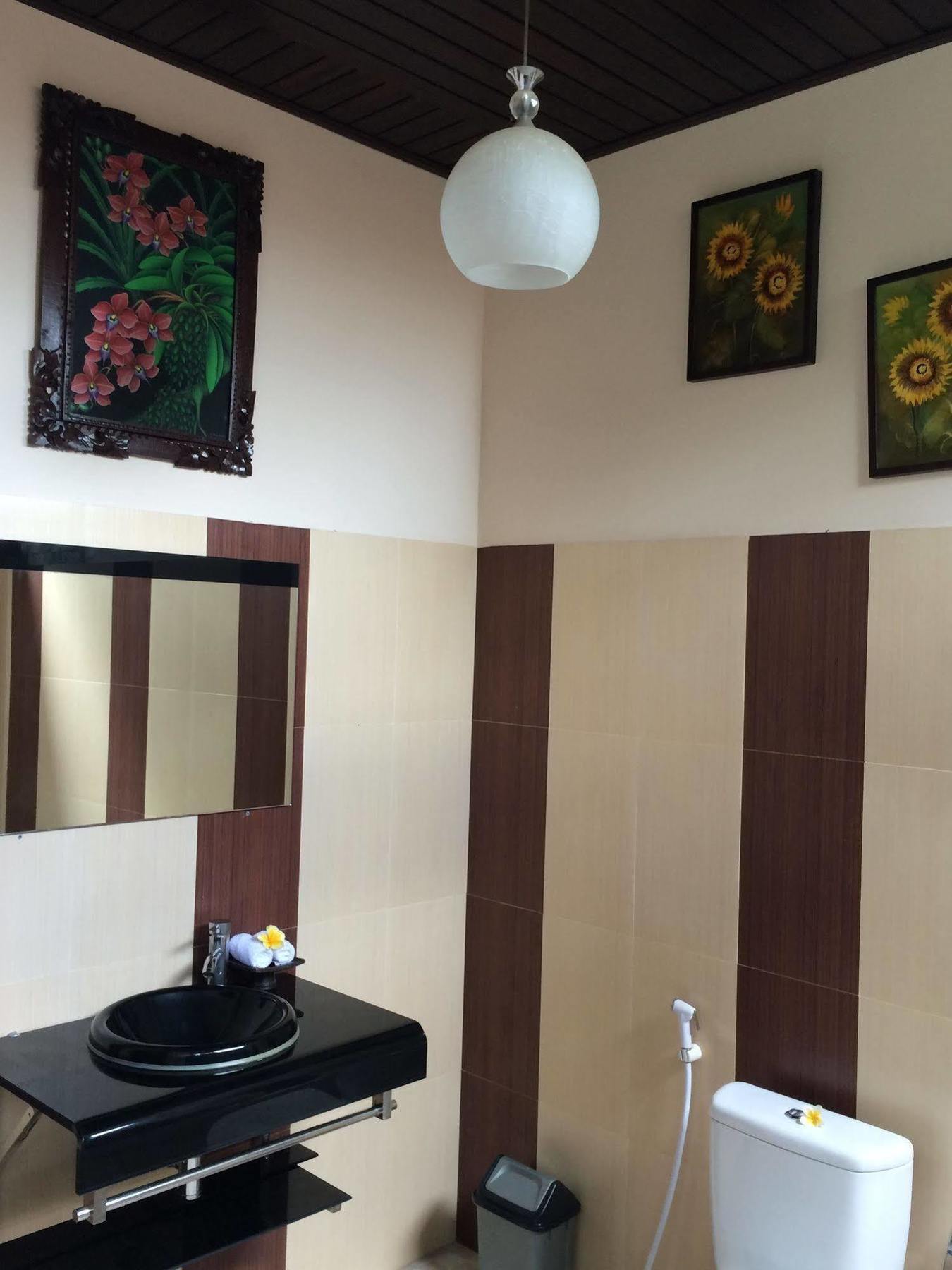 Uma Dewi Guest House Ubud Esterno foto