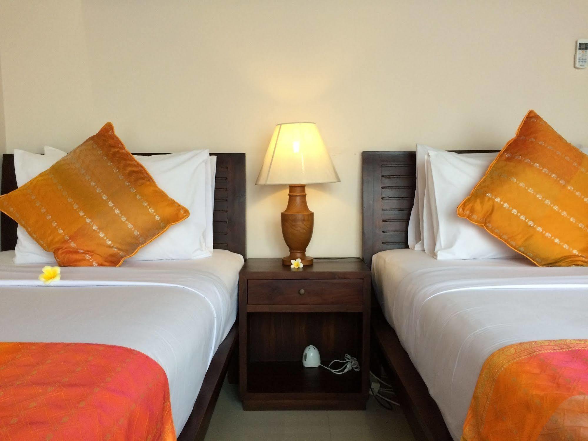 Uma Dewi Guest House Ubud Esterno foto