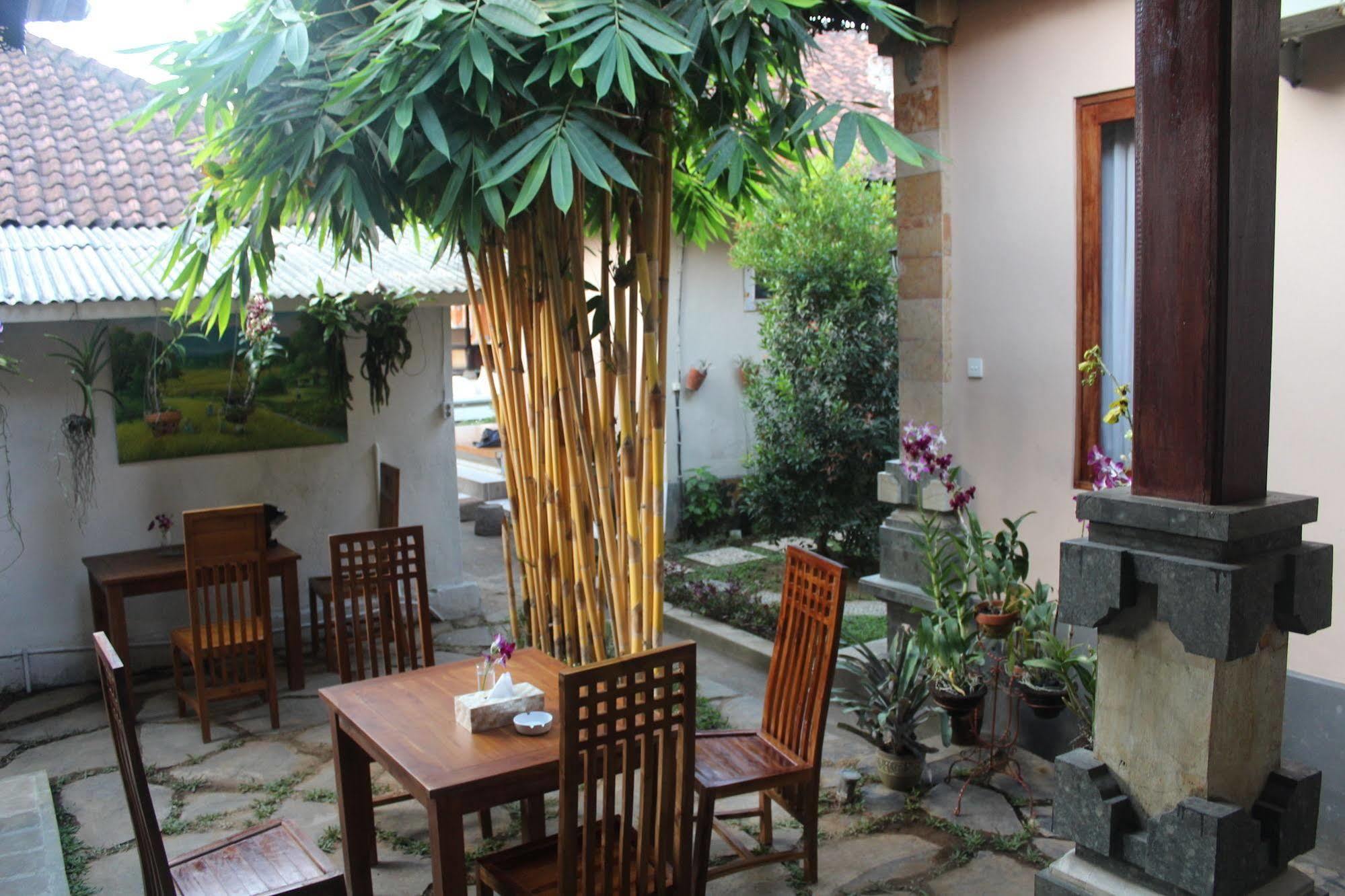 Uma Dewi Guest House Ubud Esterno foto