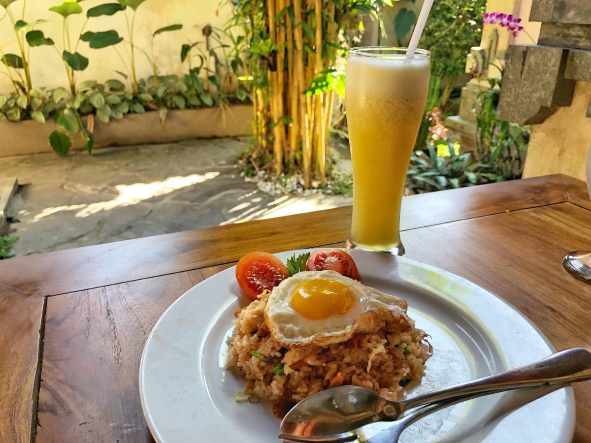 Uma Dewi Guest House Ubud Esterno foto